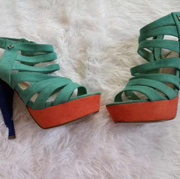 Heart in D Multi Color Platform Sandals - Picture 5 of 6